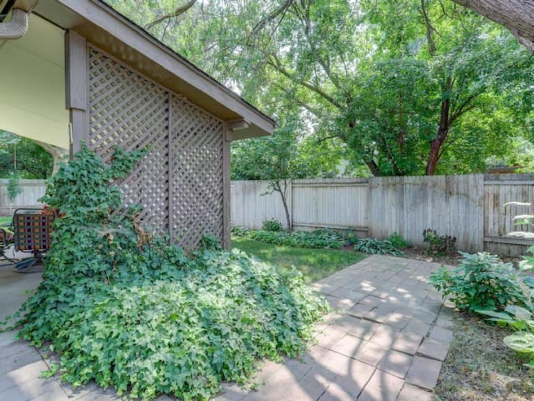 Experience Nirvana With Artwork Collections From Around The Globe Located In Lakewood Neighborhood In Se Boise Next To A Park, Minutes From Bown Crossing And The Boise River, 10 Minutes To Downtown, 4 Beds, Sleeps 8, Pets Welcome In Large Fenced In Y Kültér fotó