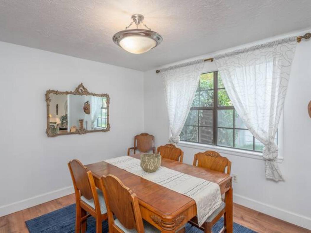 Experience Nirvana With Artwork Collections From Around The Globe Located In Lakewood Neighborhood In Se Boise Next To A Park, Minutes From Bown Crossing And The Boise River, 10 Minutes To Downtown, 4 Beds, Sleeps 8, Pets Welcome In Large Fenced In Y Kültér fotó